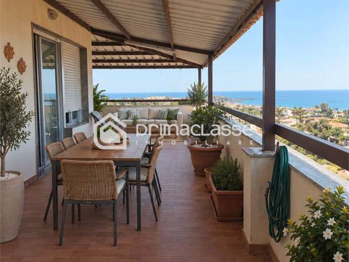 Appartamento quadrilocale in vendita in Marina di Modica, Modica