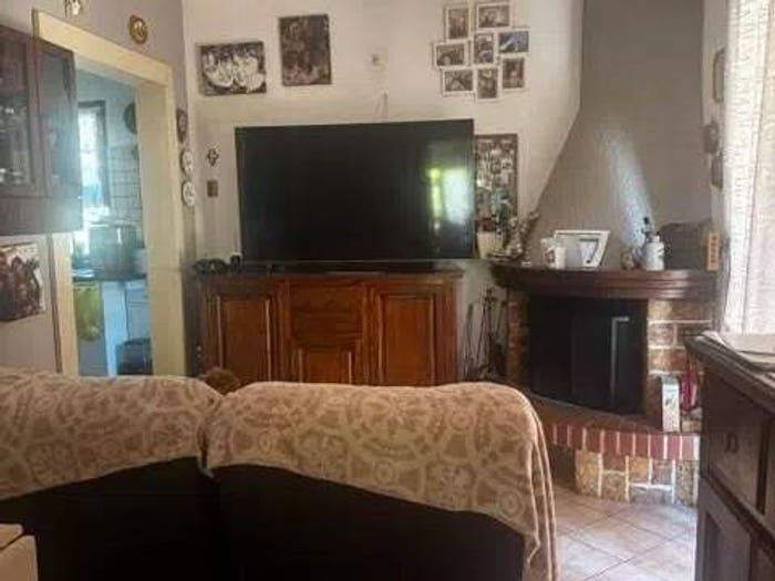 Casa con 6 locali in vendita in Via Firenze, Centro, Calci
