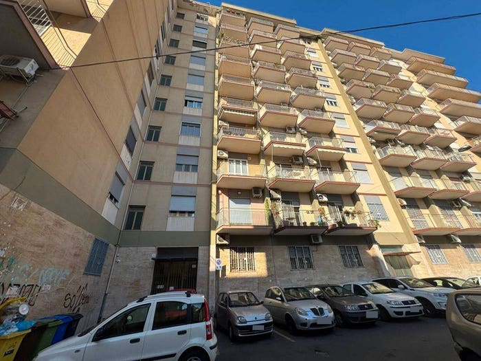 Appartamento trilocale in vendita in Via Pietro Verri, Cibali, Catania