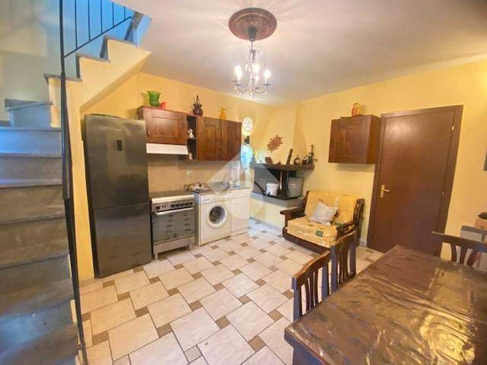 Casa bilocale in vendita in Via Cipollone, Centro, Montefiascone