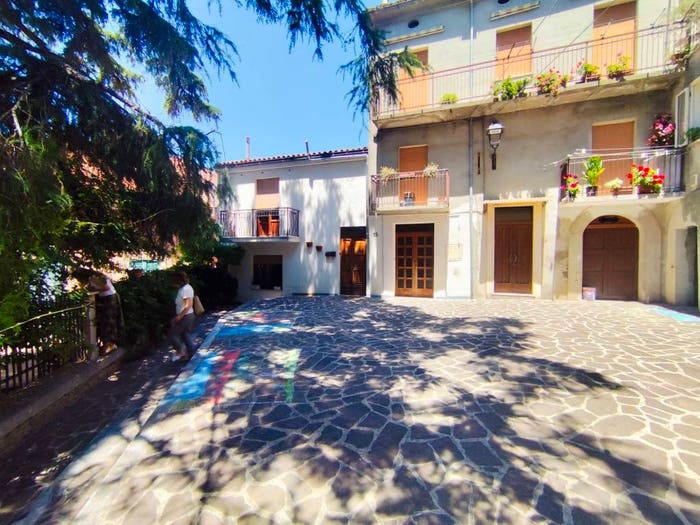 Appartamento con 5 locali in vendita in Via Salita De Renzis, Centro, Atessa