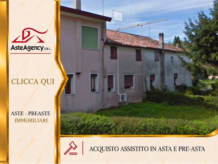 Casa con 6 locali in vendita in Via Obbia Alta, Trebaseleghe