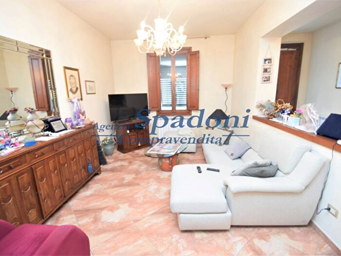 Casa con 6 locali in vendita in Via Padre Donzelli, Centro, Monsummano Terme