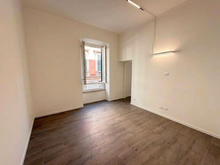 Appartamento con 6 locali in vendita in Centro Storico, La Spezia