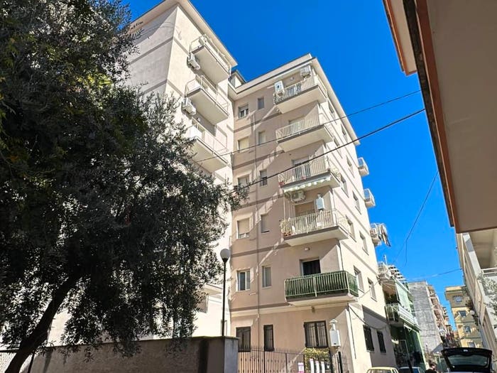 Appartamento quadrilocale in vendita in Via Libertà, Centro, Maddaloni