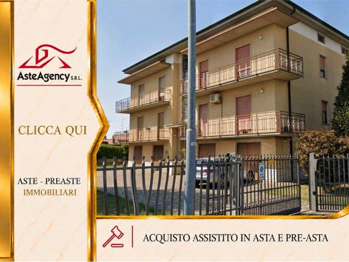 Appartamento quadrilocale in vendita in Via A Meucci, Centro, Grumello del Monte