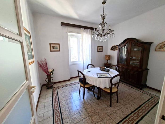 Appartamento quadrilocale in vendita in Via Gio Batta Roggerone, Rivarolo, Genova