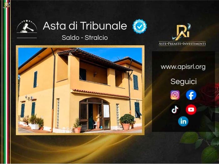 Casa con 6 locali in vendita in Via Casabianca, Fucecchio
