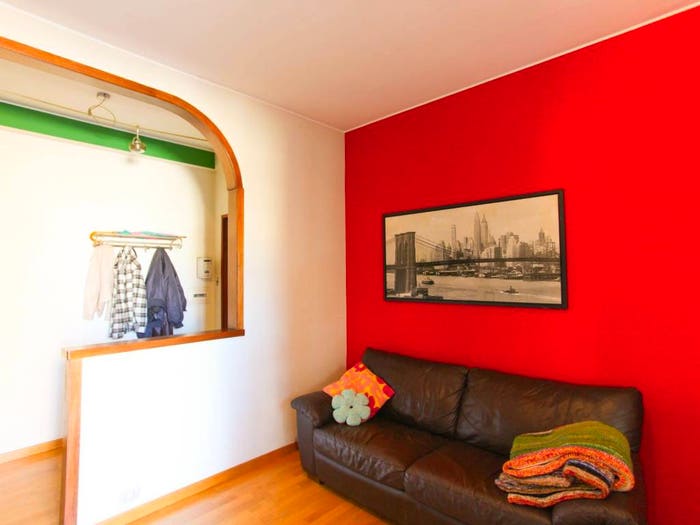 Appartamento trilocale in affitto in Via Negroli, Argonne Corsica, Milano