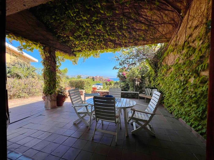 Casa con 5 locali in vendita in Villaggio Lentischi, Centro, Stintino