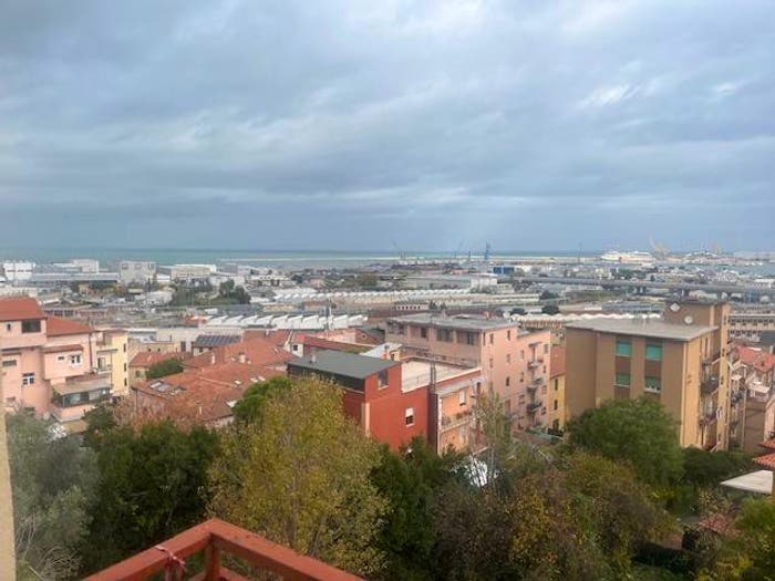 Appartamento quadrilocale in vendita in Via Quarnaro, Stazione, Ancona