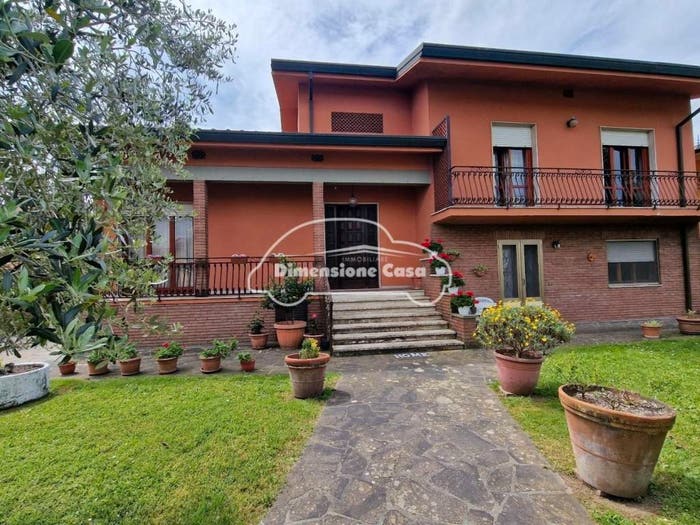Casa con 6 locali in vendita in Via delle Volpi, Pieve San Paolo Santa Margherita, Capannori