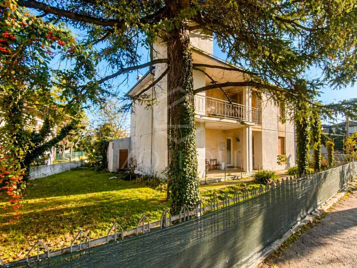 Casa con 6 locali in vendita in Castiglione Villa Inferno Montaletto, Cervia
