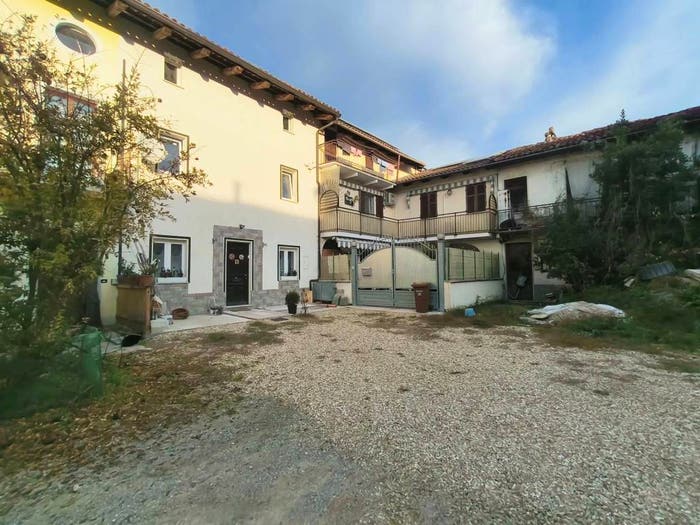 Casa con 5 locali in vendita in Frazione San Rocco, Novi, Montà