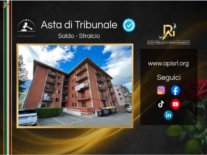Appartamento trilocale in vendita in Via Avondo, Centro, Aosta