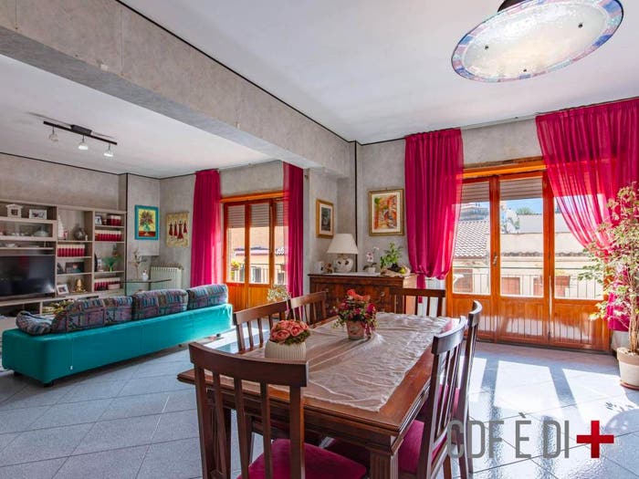 Appartamento quadrilocale in vendita in Via Roma, Centro, Poggio Moiano