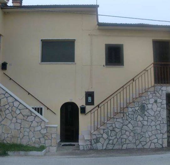 Appartamento quadrilocale in vendita in Via Madonna Delle Grotte, Rocchetta Nuova, Rocchetta a Volturno