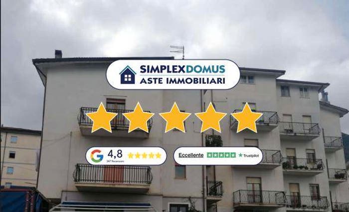 Appartamento con 6 locali in vendita in Via Nazionale, Centro, Morano Calabro