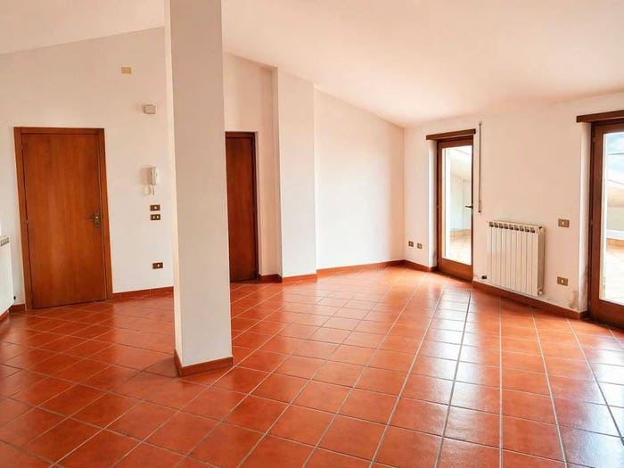 Appartamento con 6 locali in vendita in Via San Giovanni Battista, Bolca, Vestenanova