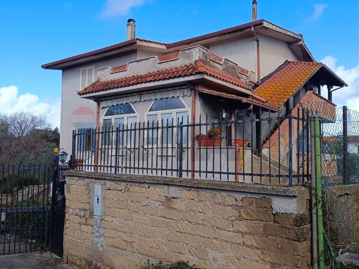 Casa con 6 locali in vendita in Via Orcia, Fossignano, Aprilia