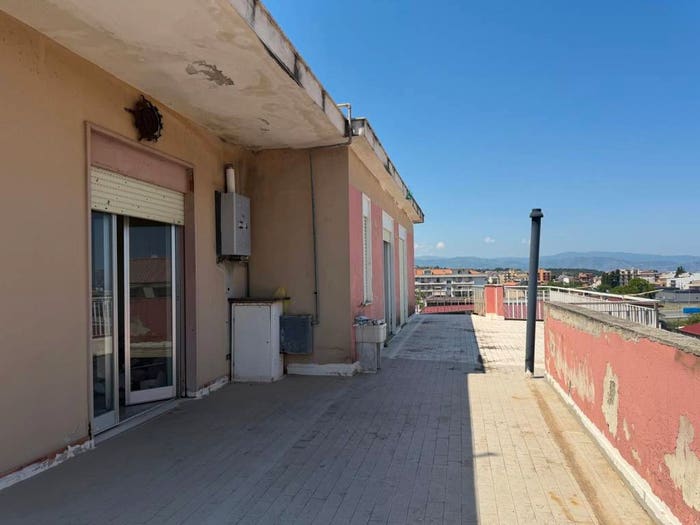 Casa con 6 locali in vendita in Via Medaglia d'Oro Lorenzo Cutugno, Centro, Barcellona Pozzo di Gotto