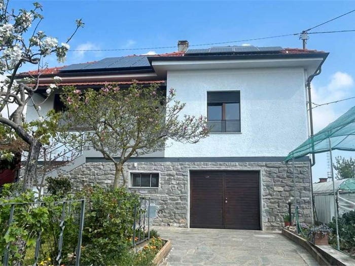Casa con 5 locali in vendita in Via Bivio, Centro, Frossasco