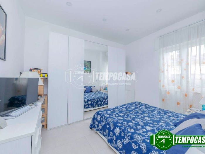 Appartamento bilocale in vendita in Via Perin del Vaga, Certosa, Milano