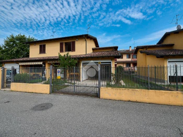 Casa quadrilocale in vendita in Via Mons Paolo Gatti, Boffalora d'Adda
