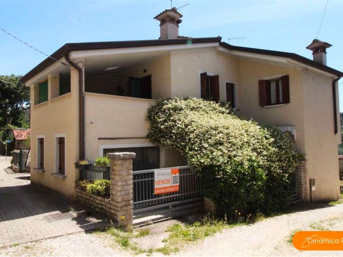 Casa con 6 locali in vendita in Lago, Revine Lago
