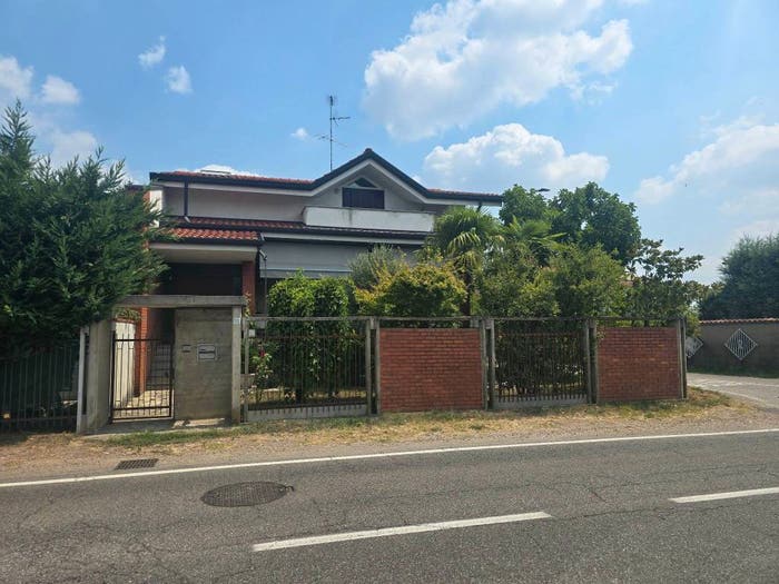Casa con 6 locali in vendita in Via Risorgimento, Cantalupo, Cerro Maggiore
