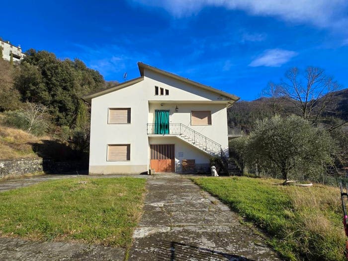 Casa con 6 locali in vendita in Scesta, Bagni di Lucca