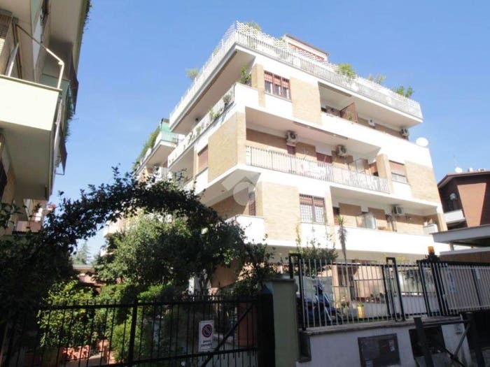 Appartamento bilocale in vendita in Via Tommaso Pendola, Gemelli Pineta Sacchetti, Roma