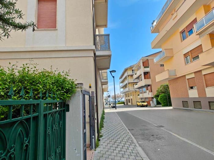 Appartamento quadrilocale in vendita in Via Fabio Filzi, Lungomare Strada Parco, Pescara