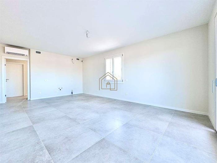 Appartamento quadrilocale in vendita in via unità d'Italia b, San Martino della Battaglia, Desenzano del Garda
