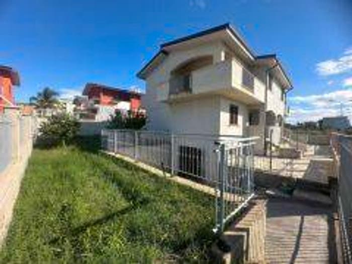 Casa con 6 locali in vendita in Contrada Annà, Melito di Porto Salvo