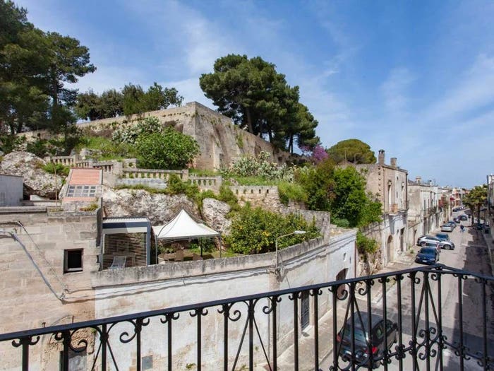 Appartamento con 6 locali in vendita in Oria