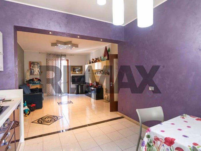 Appartamento trilocale in vendita in Via Dafnica, San Giovanni Tupparello, Acireale