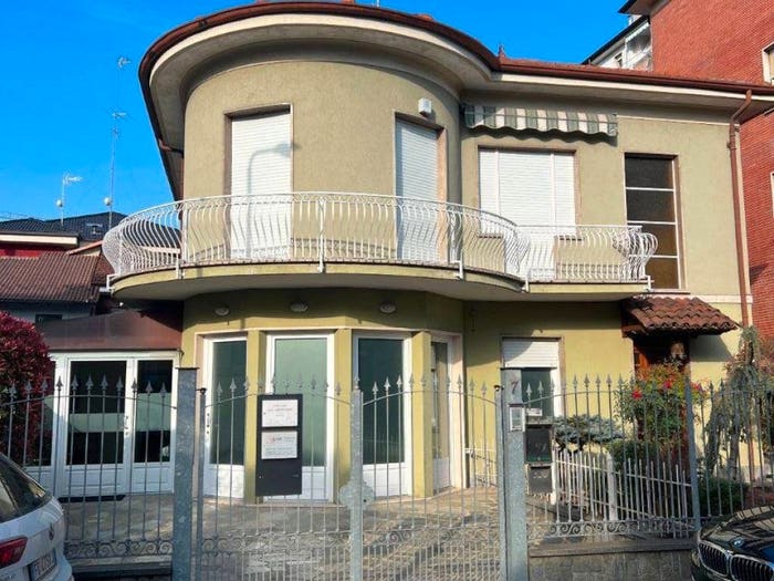 Casa quadrilocale in vendita in Via Giosuè Carducci, Centro, Carmagnola