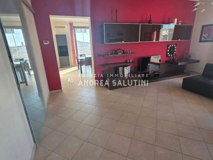 Appartamento con 5 locali in vendita in Via Cristoforo Colombo, Centro, Ponsacco