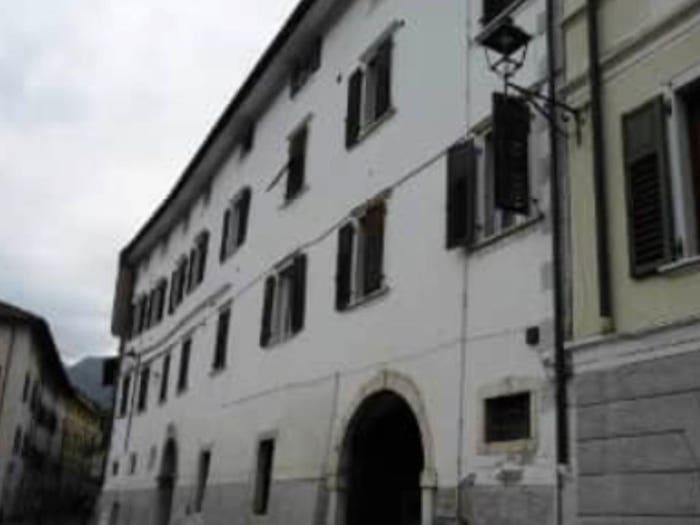 Appartamento bilocale in vendita in Corso Ausugum, Borgo, Borgo Valsugana