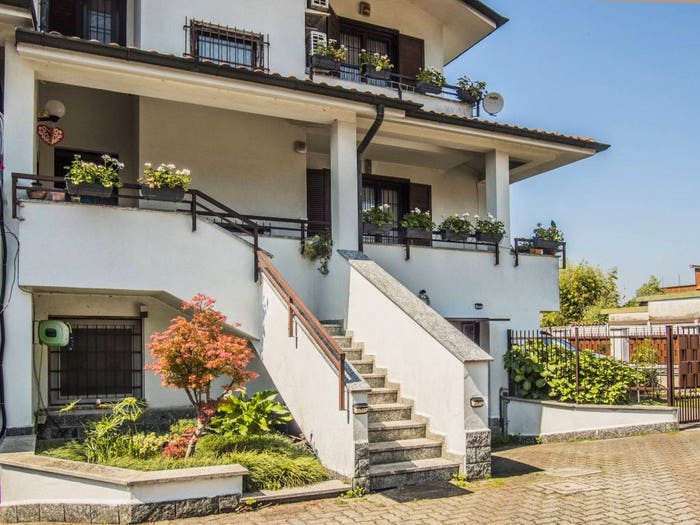 Casa quadrilocale in vendita in Via Galileo Galilei, Centro, Cisliano