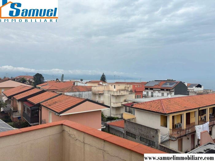 Appartamento trilocale in vendita in Via Marco Polo, Centro, Riposto