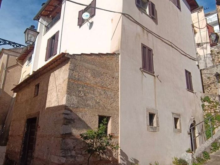 Casa con 6 locali in vendita in Via Ospedale, Centro, Alvito