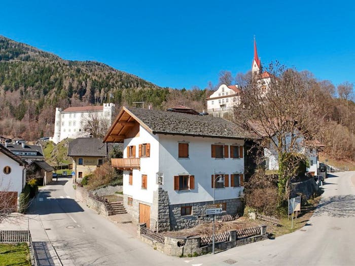 Casa con 6 locali in vendita in Via Casteldarne, Casteldarne, Chienes
