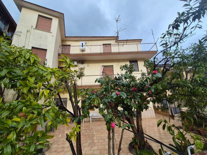 Appartamento con 6 locali in vendita in Moschiano