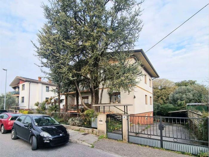 Appartamento quadrilocale in vendita in Via Quaiatti snc, Centro, Gradisca d'Isonzo