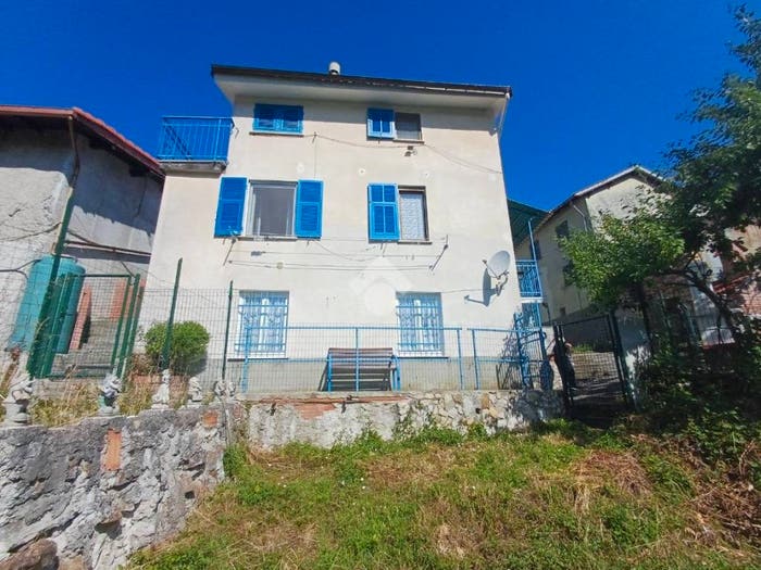 Casa bilocale in vendita in Località Vigogna, Vobbia