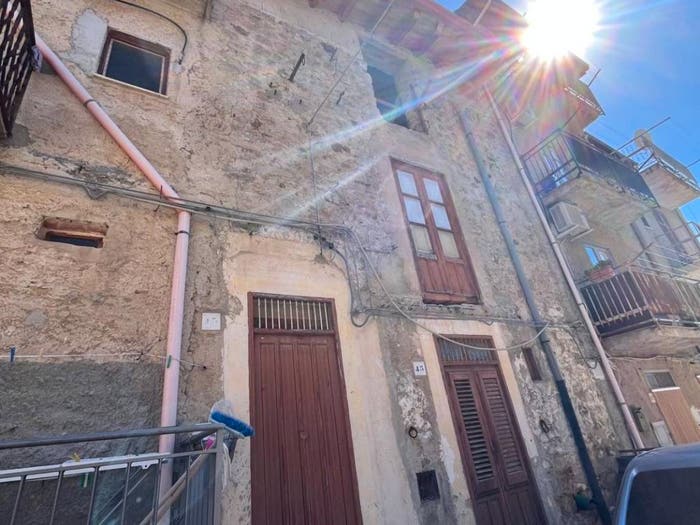 Casa con 6 locali in vendita in Via Carlo Del Prete, Cerda