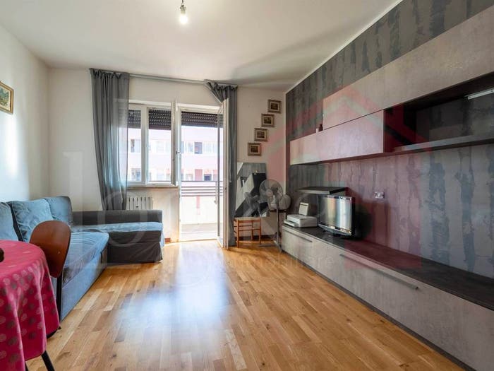 Appartamento quadrilocale in vendita in Via dei Pini, Centro, Pieve Emanuele
