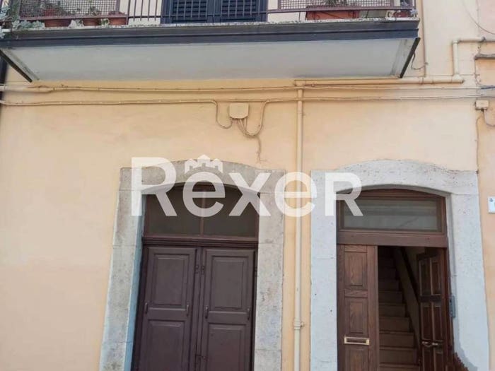 Casa con 6 locali in vendita in Via Enrico Toti, Venosa